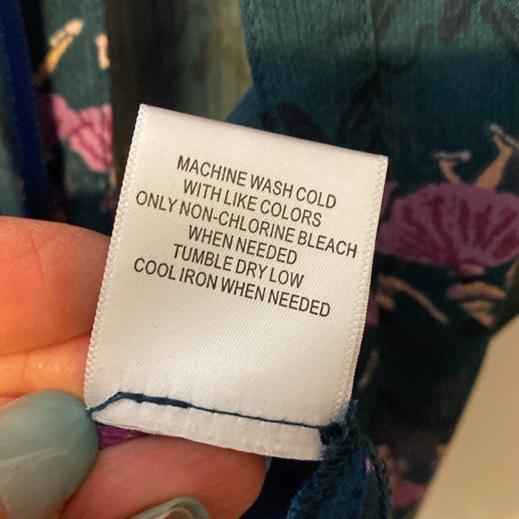 ModCloth Tie Neck Ballerina Blouse - Picture 4 of 7